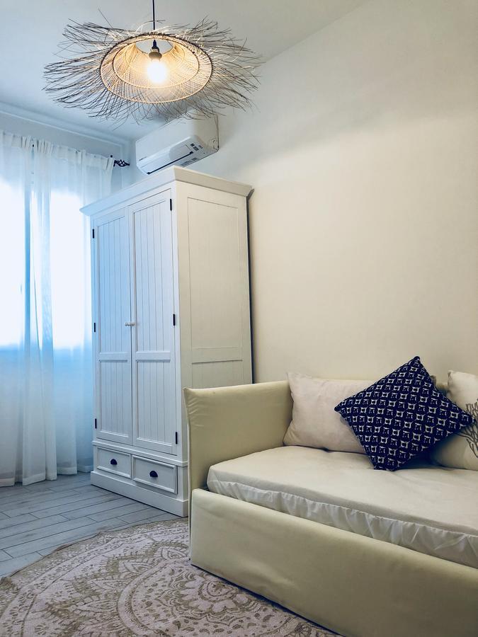 Residence Mar Mediterraneo クアルトゥ・サンテーレナ エクステリア 写真