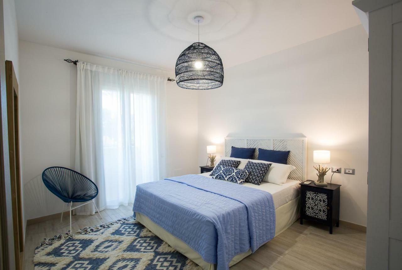 Residence Mar Mediterraneo クアルトゥ・サンテーレナ エクステリア 写真