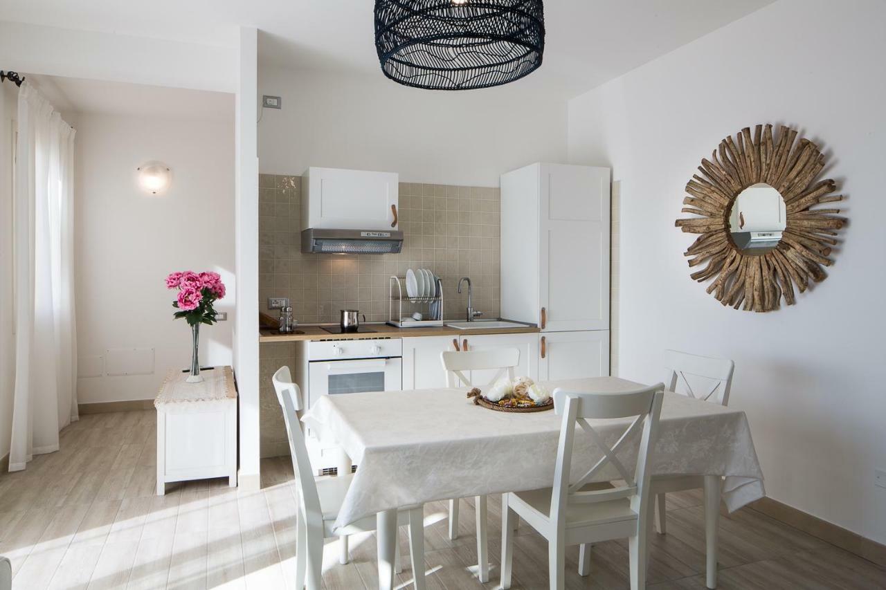 Residence Mar Mediterraneo クアルトゥ・サンテーレナ エクステリア 写真