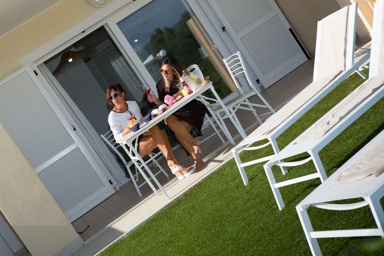Residence Mar Mediterraneo クアルトゥ・サンテーレナ エクステリア 写真